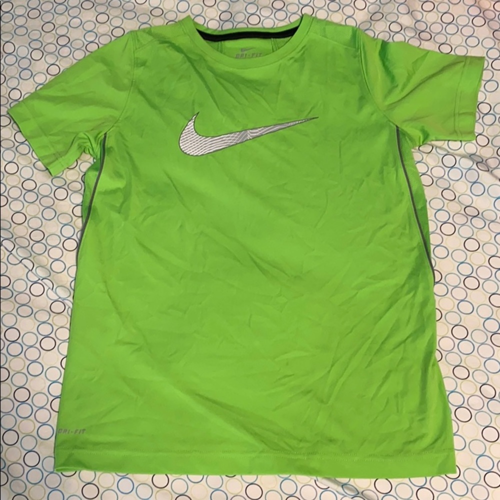 Boys Nike neon dry fit shirt